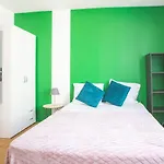 Colocation De Luxe à Avec Jardin *