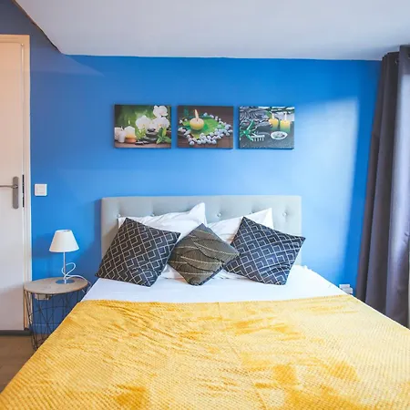 Colocation De Luxe à Avec Jardin