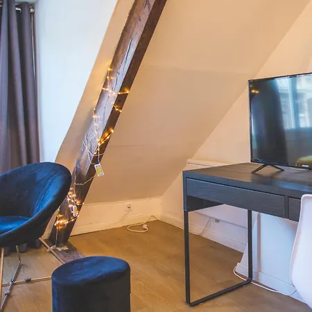 Maison d'hôtes Colocation De Luxe à Avec Jardin *