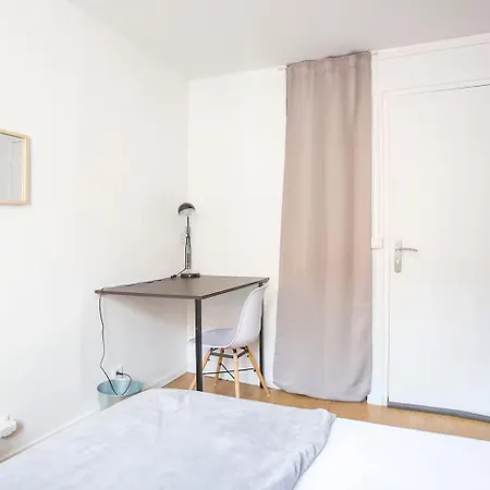 Colocation De Luxe à Avec Jardin