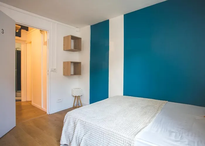 Guest house Colocation De Luxe A Avec Jardin Tourcoing