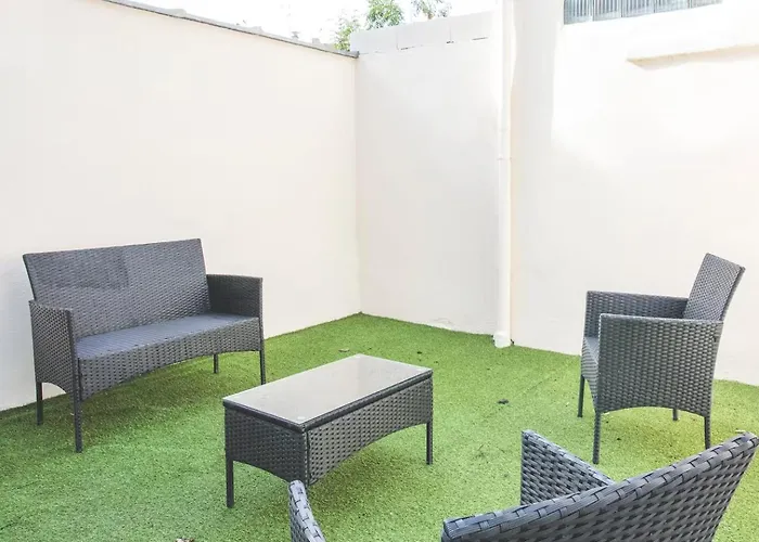 Guest house Colocation De Luxe A Avec Jardin Tourcoing